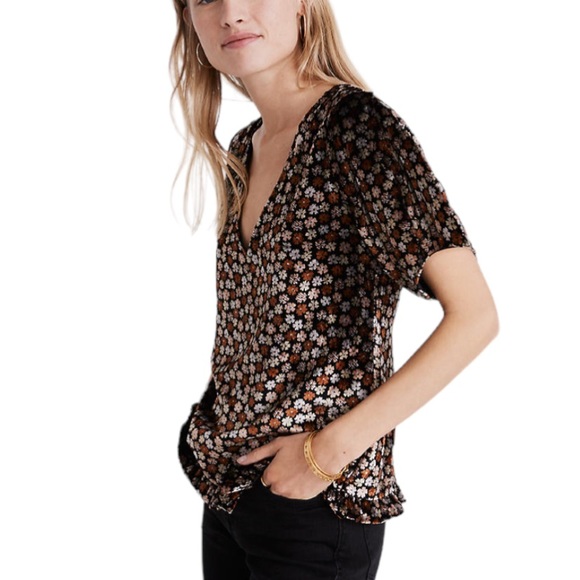Madewell Velvet Tulip-Sleeve Ruffle Top in Petite Blooms D7 - Picture 2 of 11